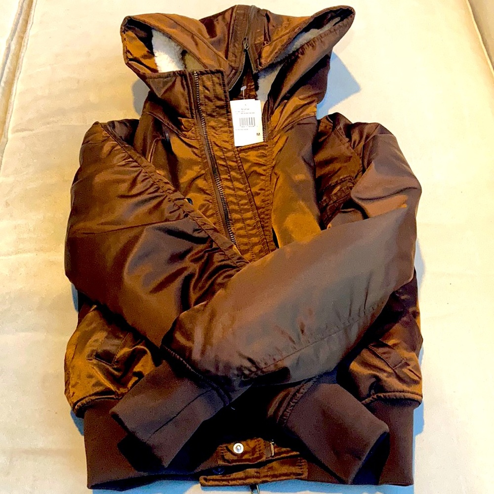 Mother jacket with zip hood